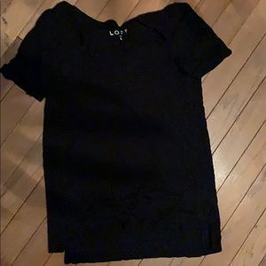 Plain black t shirt